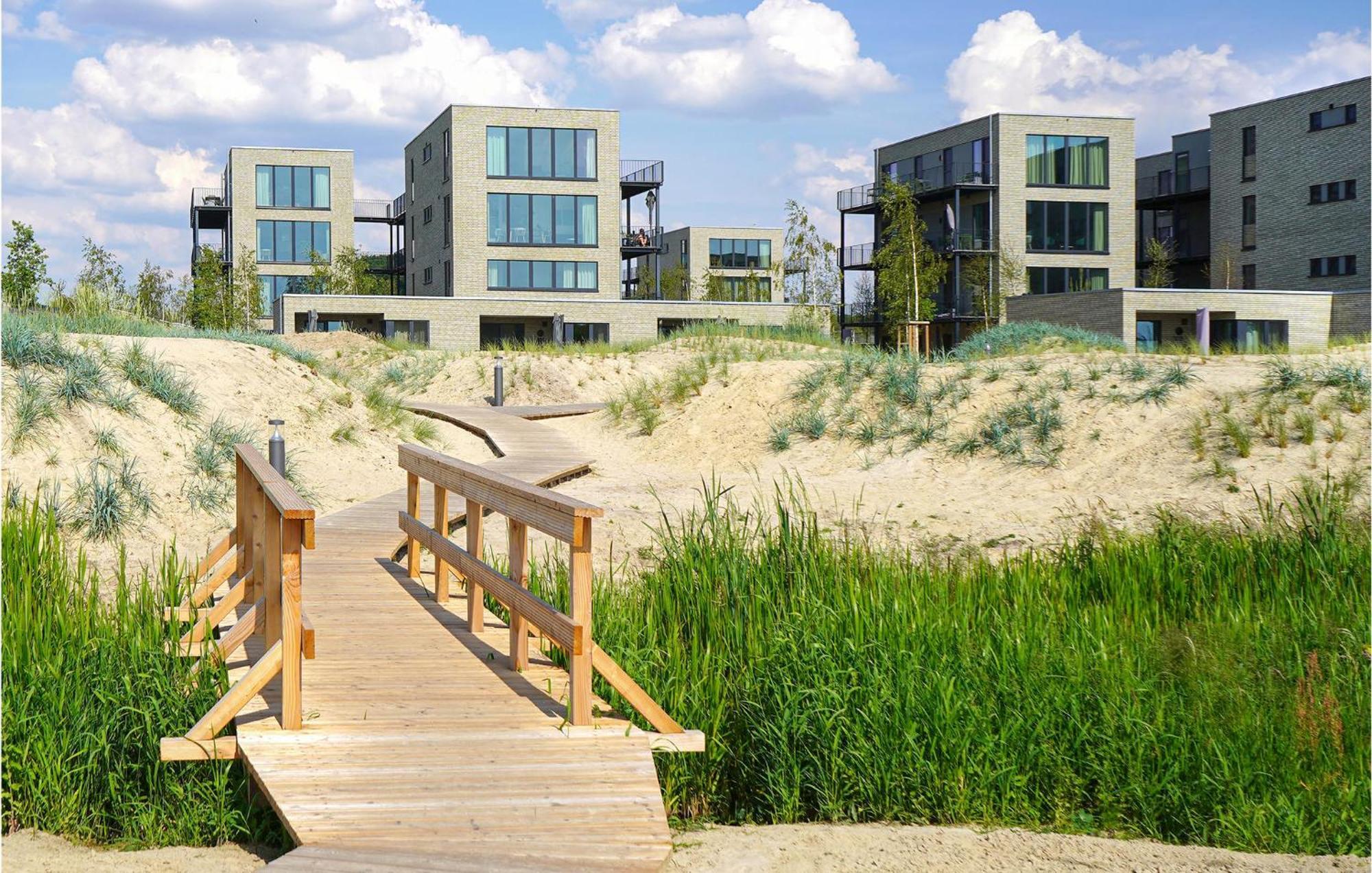 Amazing Home In Lembruch-Duemmer See With Sauna Экстерьер фото