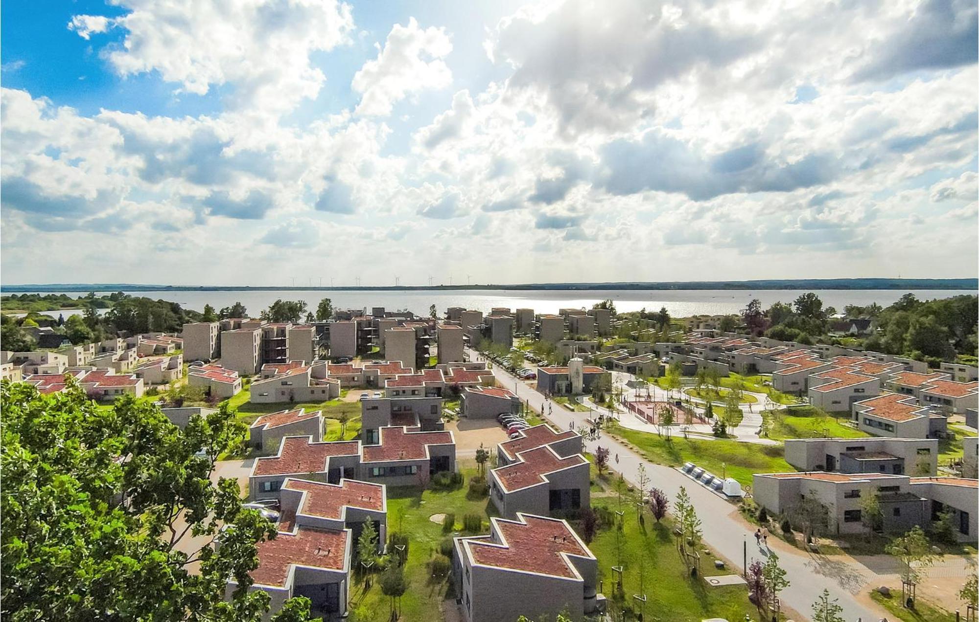 Amazing Home In Lembruch-Duemmer See With Sauna Экстерьер фото